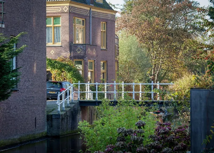 In By Canal 펜션 *